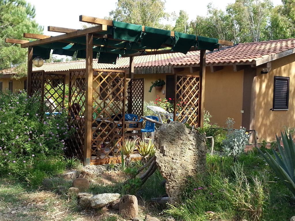 Tharros B&B San Giovanni di Sinis Eksteriør bilde